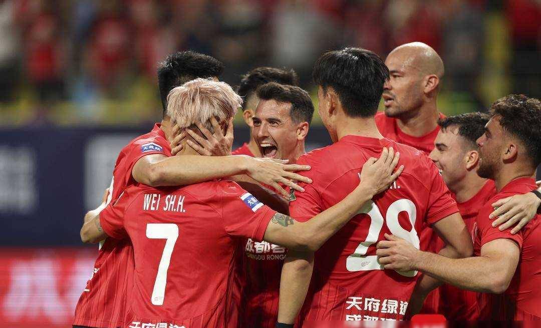 爱游戏APP-赛后突围战来临；成都蓉城围绕西甲防线松动；媒体盛赞；球队文化再被提及的简单介绍